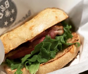 プーケット＆ピピ島旅行記  01 成田空港第1ターミナルの朝食