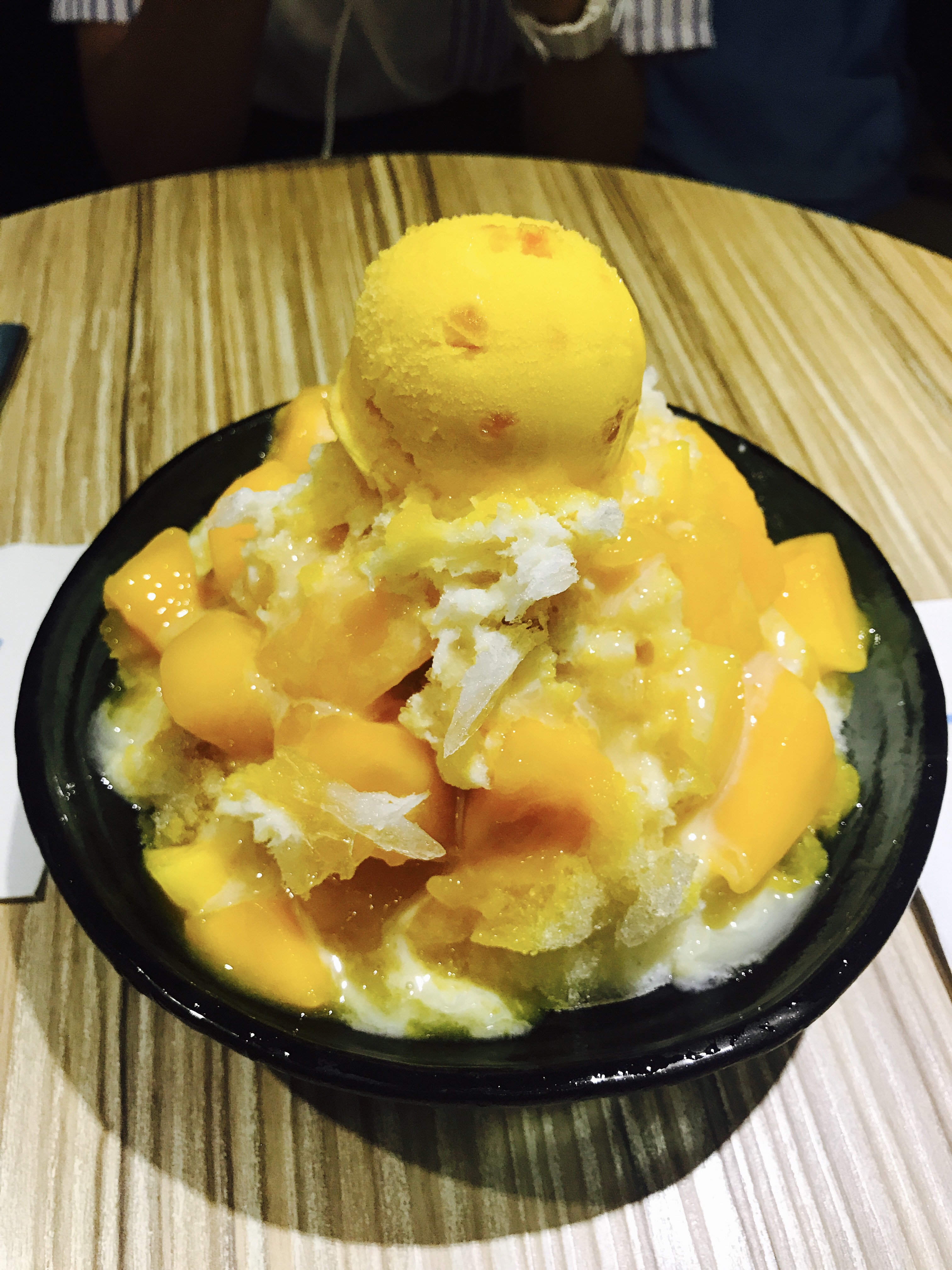 【台北】マンゴーかき氷を食べる【アイスモンスター編】
