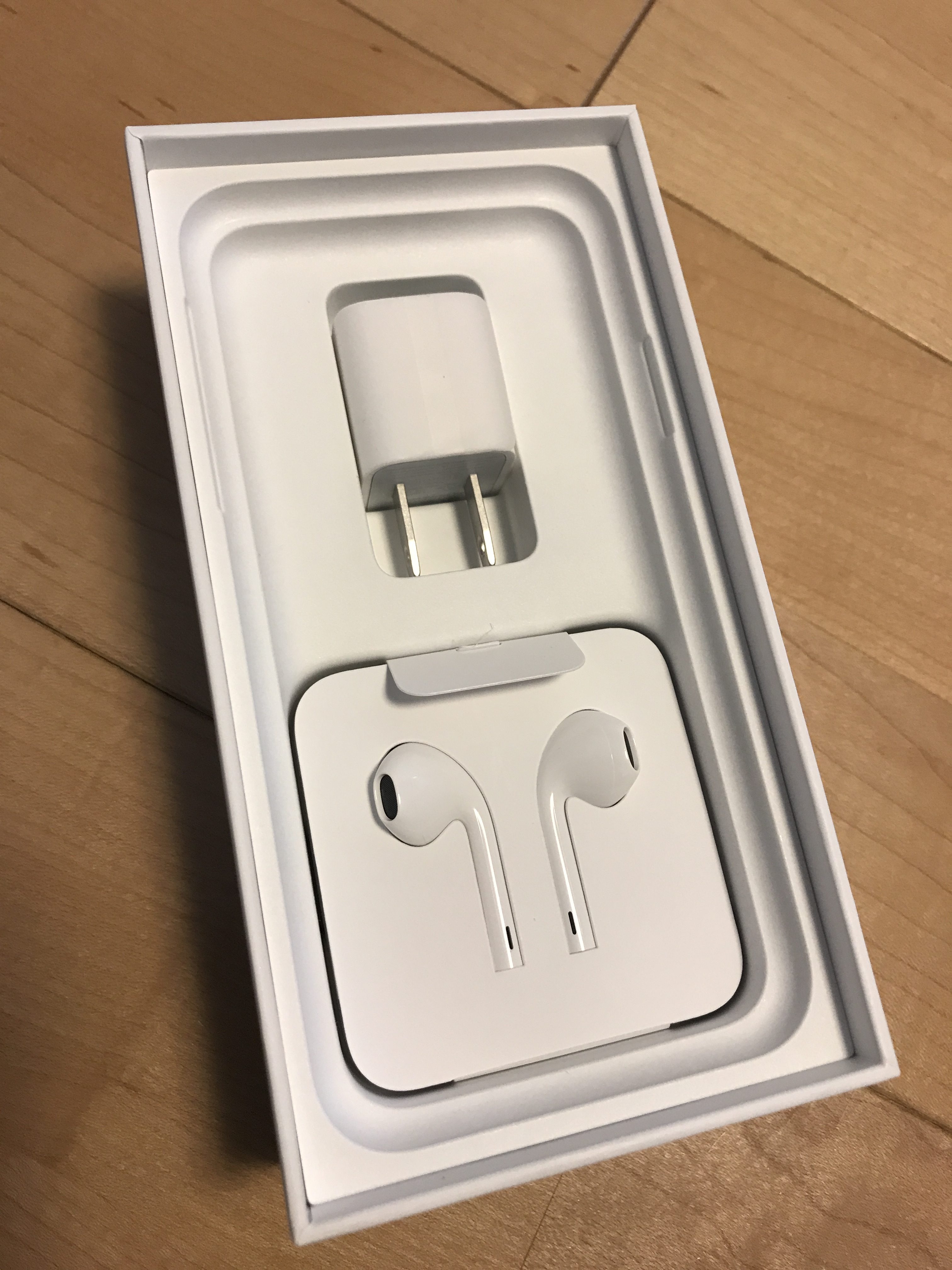 【iPhone X】SIMカードの入れ方 入れ替え方法【向きは？】