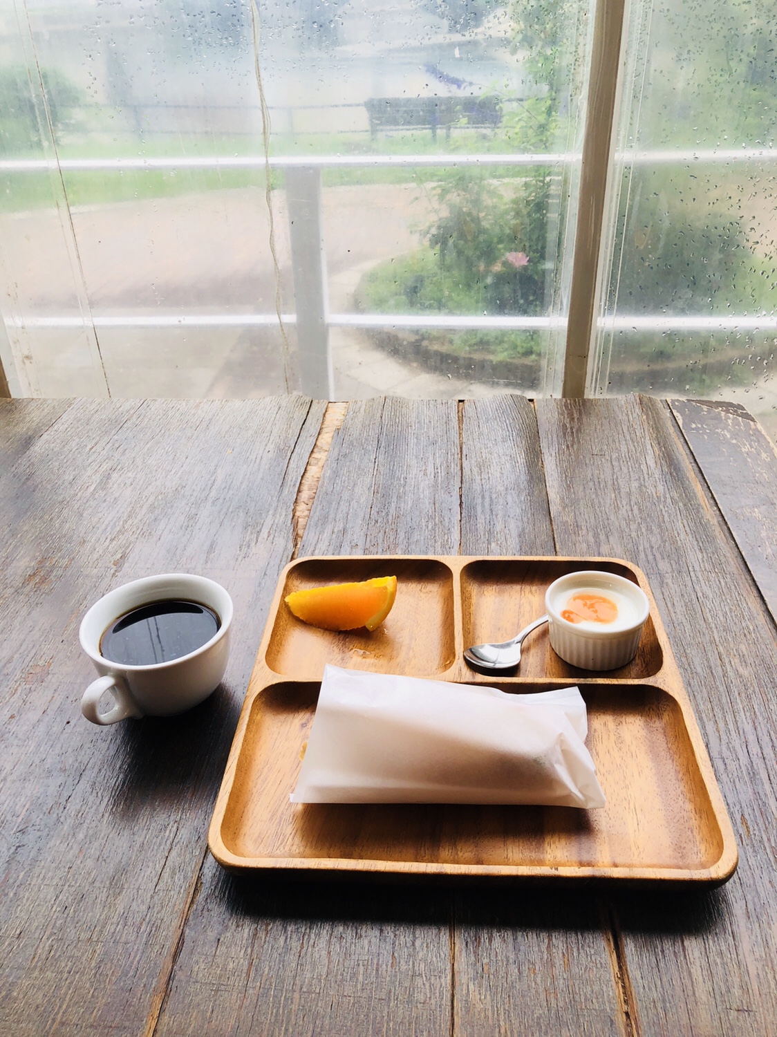 05 広島で朝食を 43