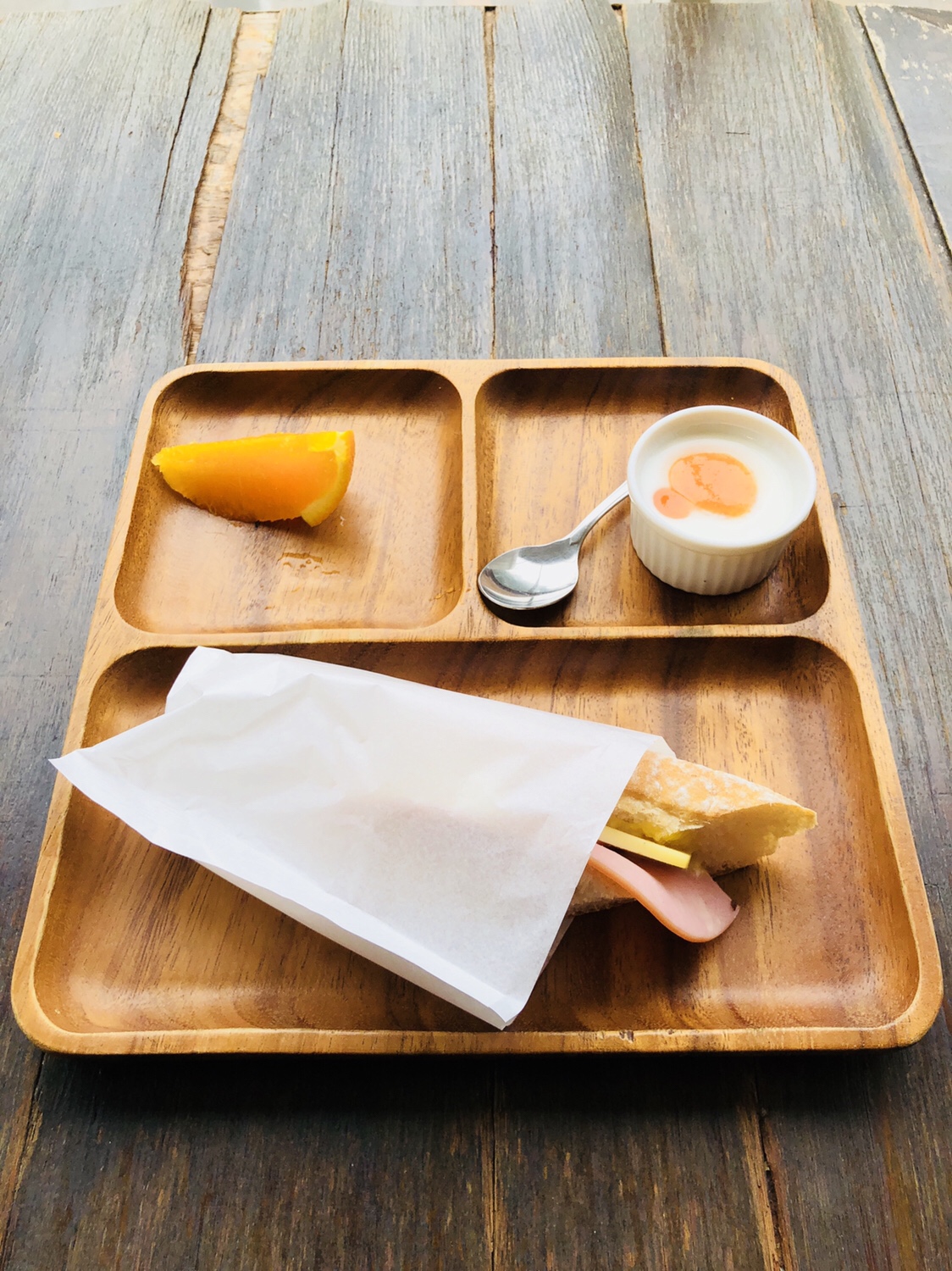 05 広島で朝食を 43