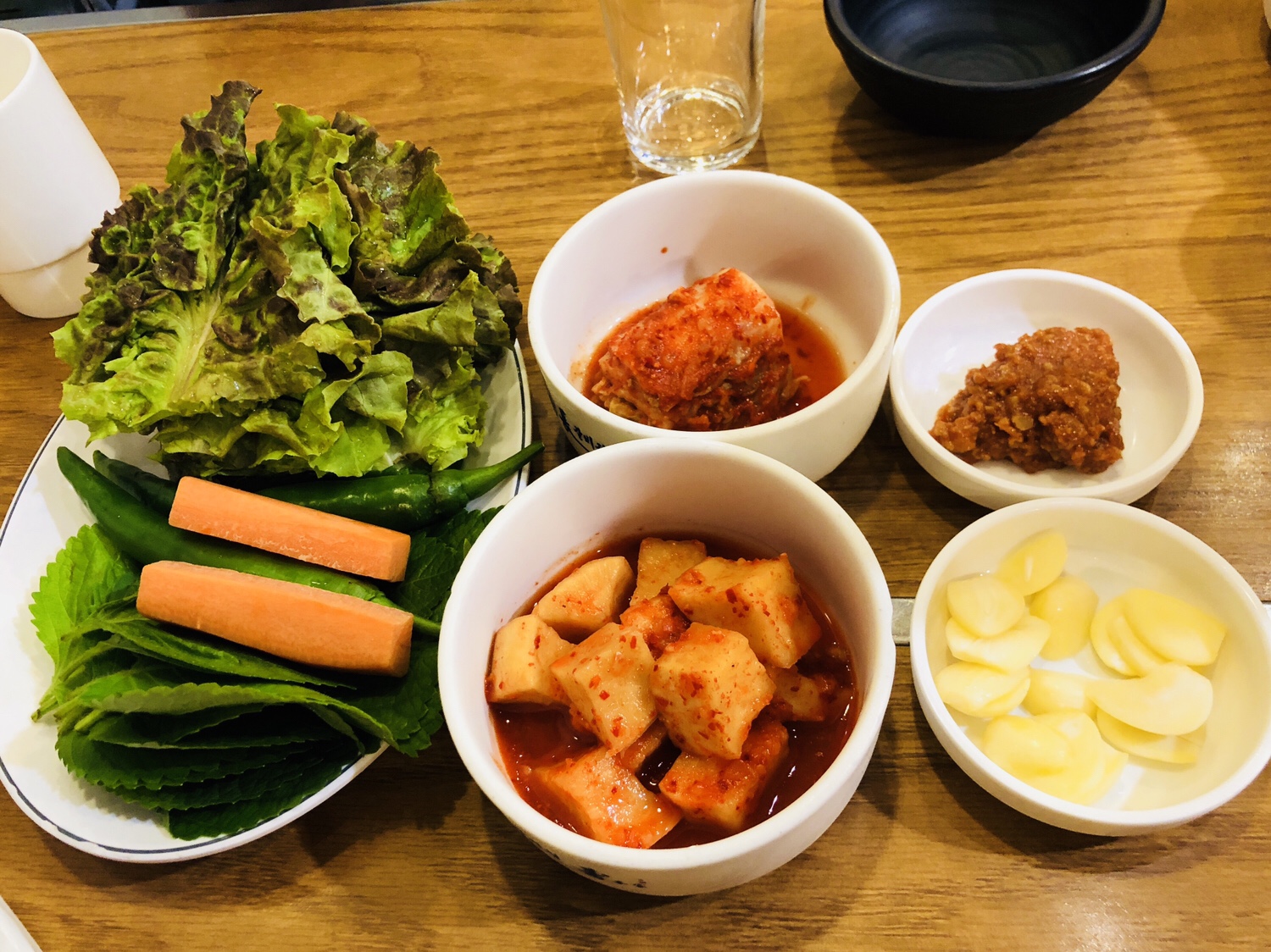 韓国家族四人旅 Ep03 明洞で長寿カルビ！ そしてbbqチキンをテイクアウト🐔