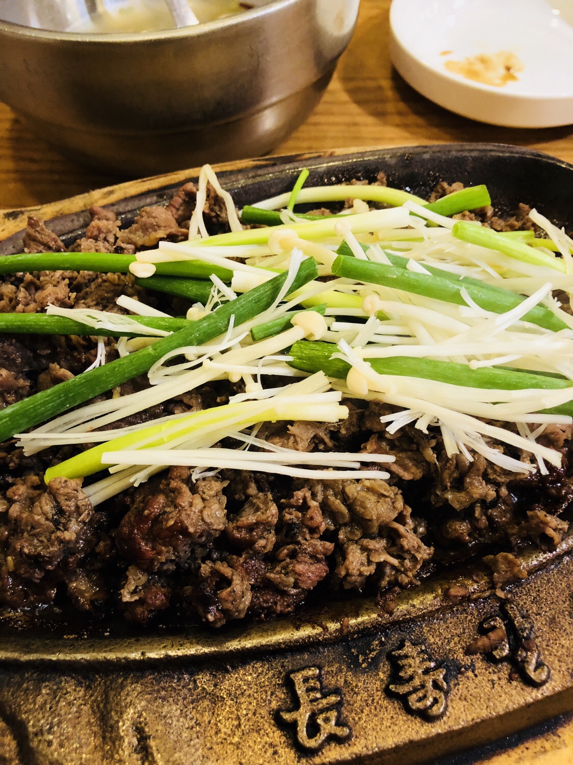 韓国家族四人旅 Ep03 明洞で長寿カルビ！ そしてbbqチキンをテイクアウト🐔