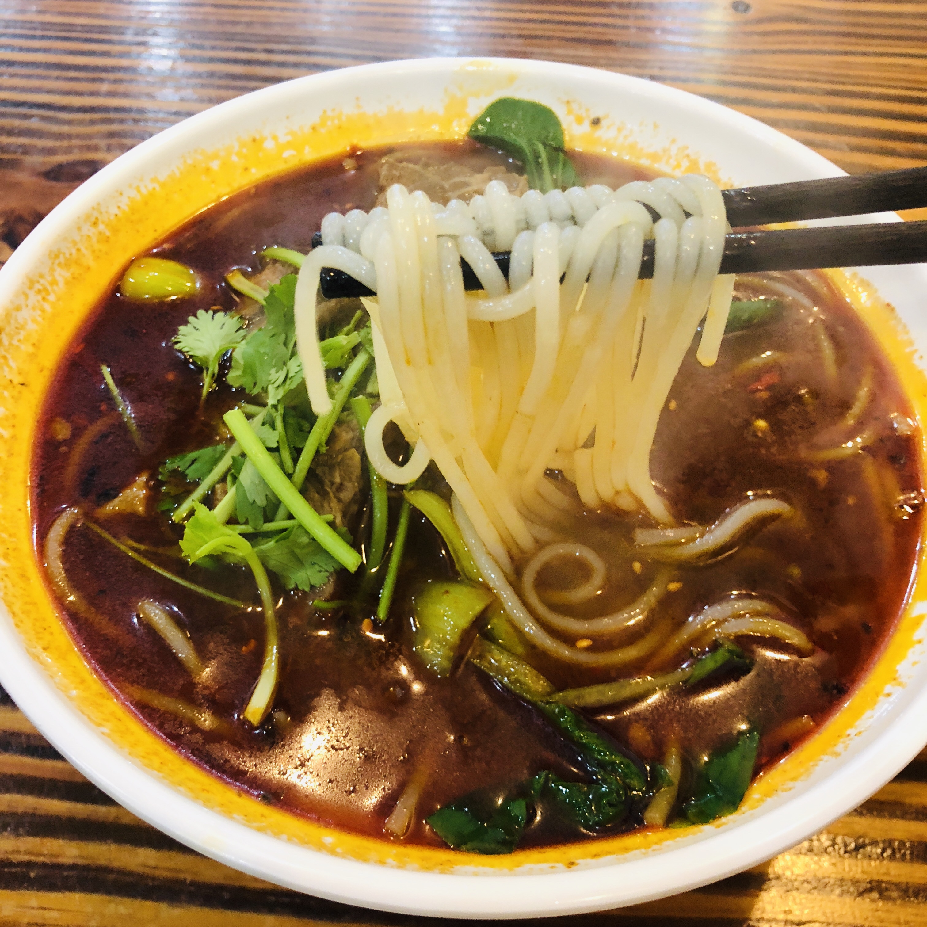 16【上海】おすすめ朝ごはん【牛肉面】