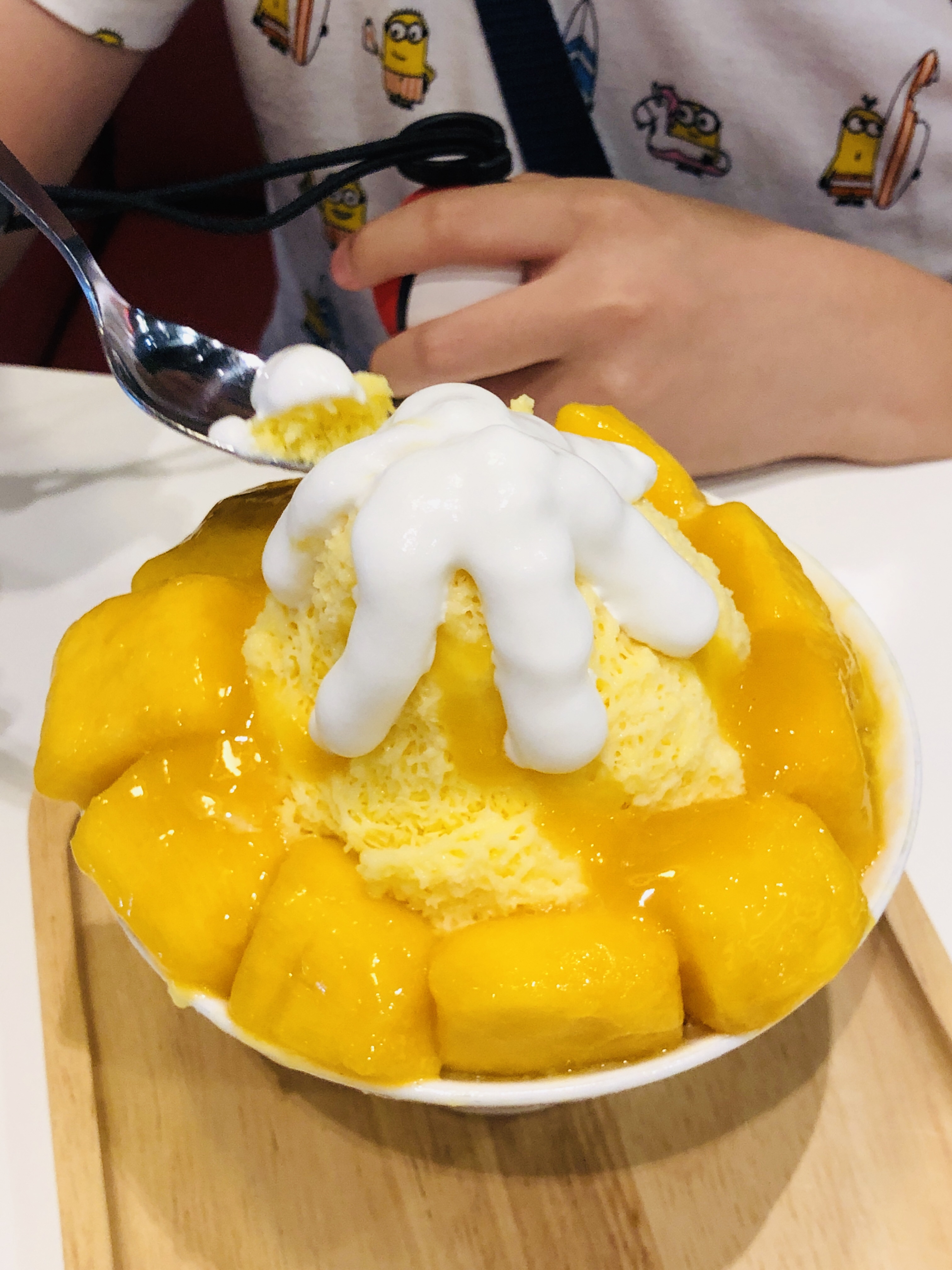 タイ旅行12【Swensen's】マンゴーかき氷の緑の物体の正体は？
