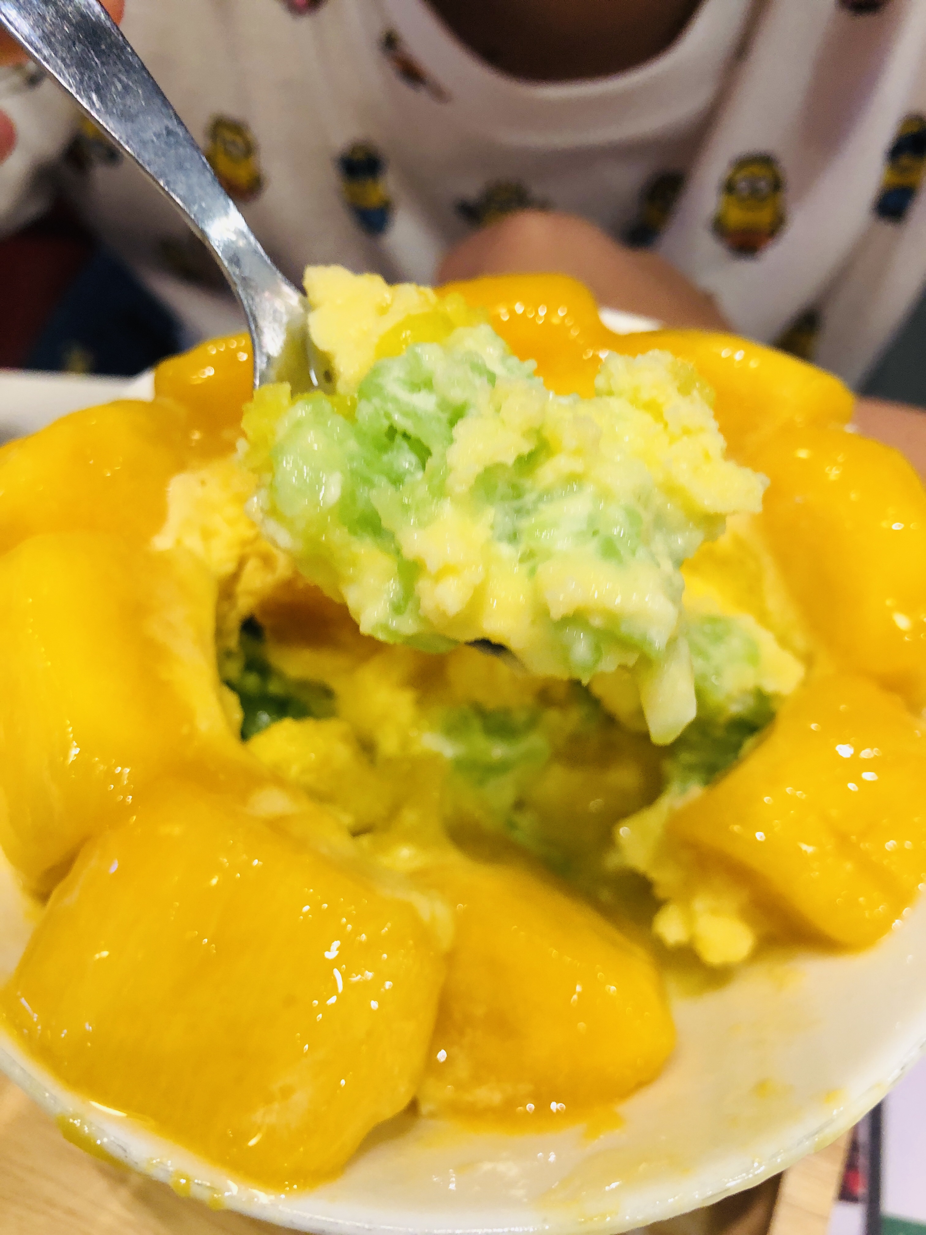 タイ旅行12【Swensen's】マンゴーかき氷の緑の物体の正体は？