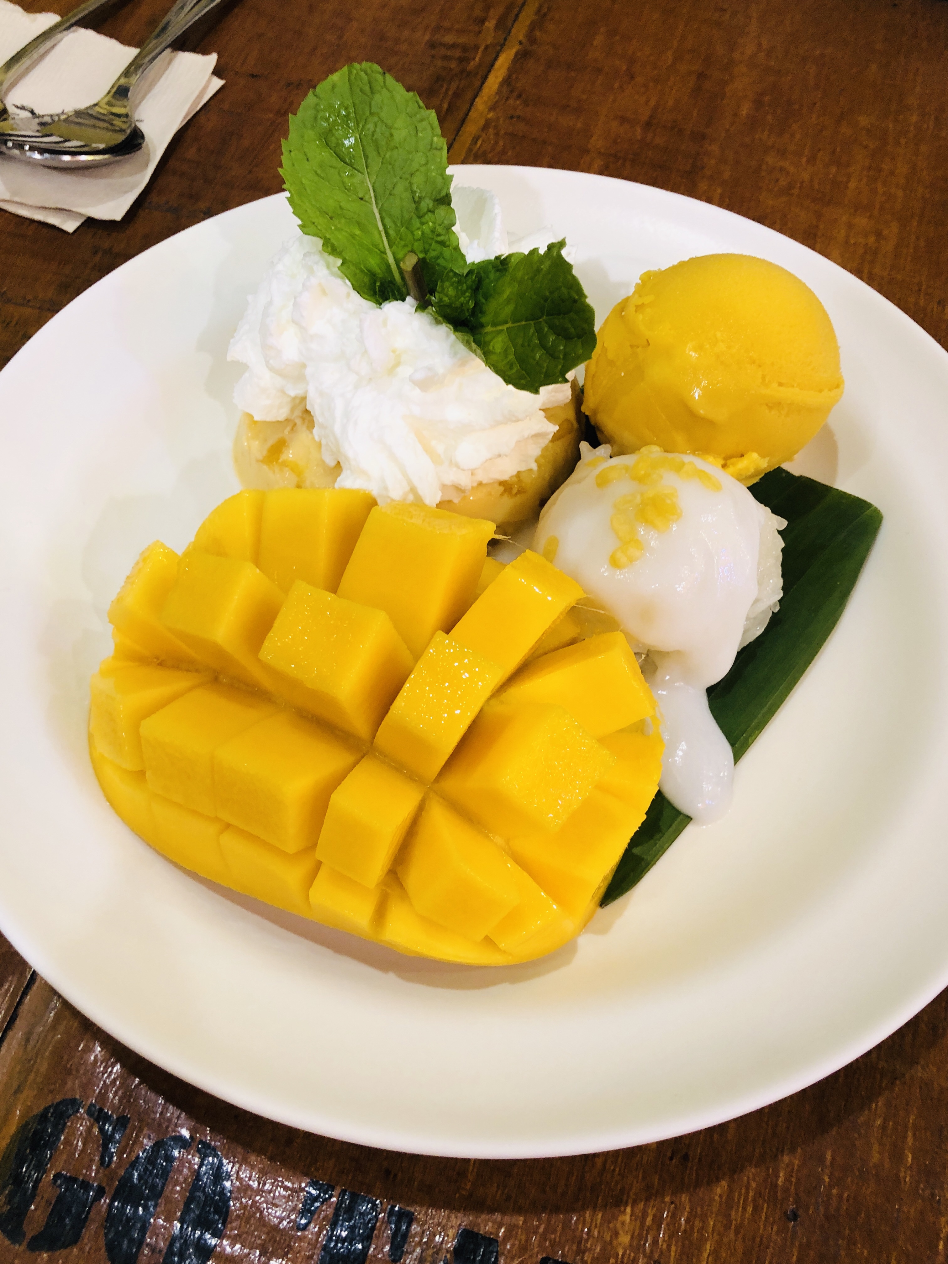 タイ旅行16【アジアティーク攻略①】中華料理と食後のデザート【マンゴータンゴ】