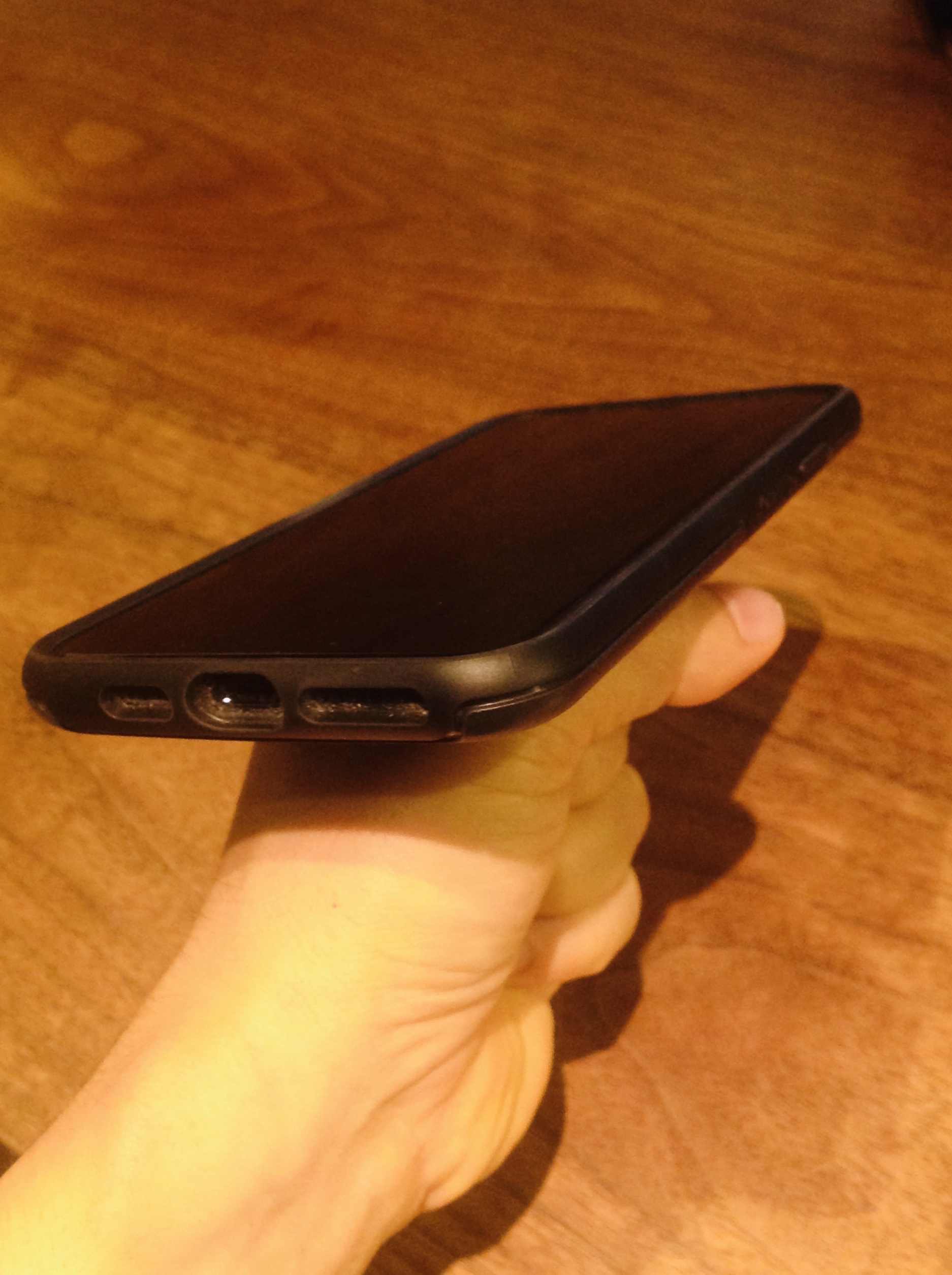 【iPhone11】ポップソケッツ付きiPhoneケース