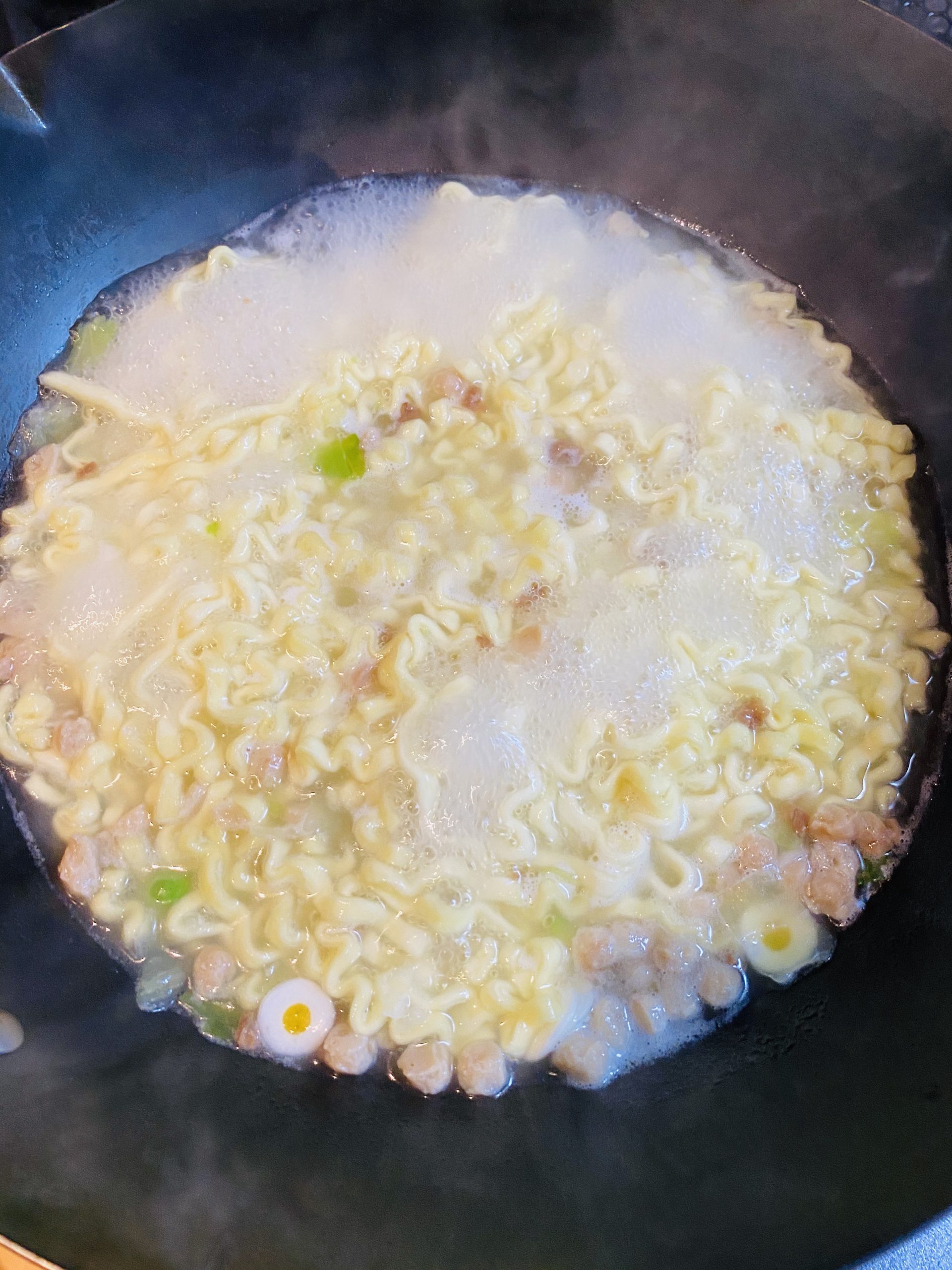 韓国のインスタントのジャージャー麺の作り方【ジンチャジャン編】