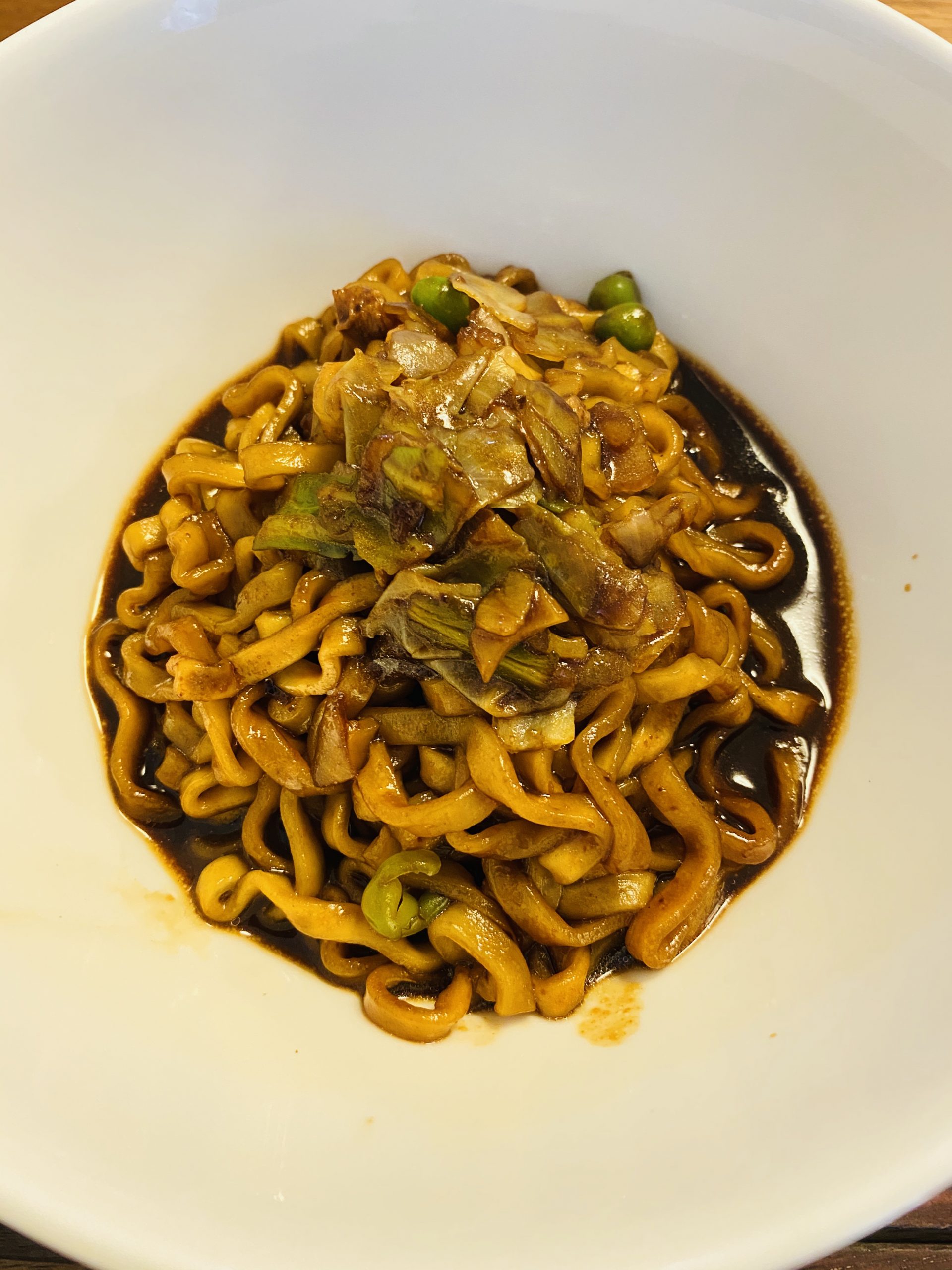 韓国のインスタントのジャージャン麺の作り方【チャーワン編】