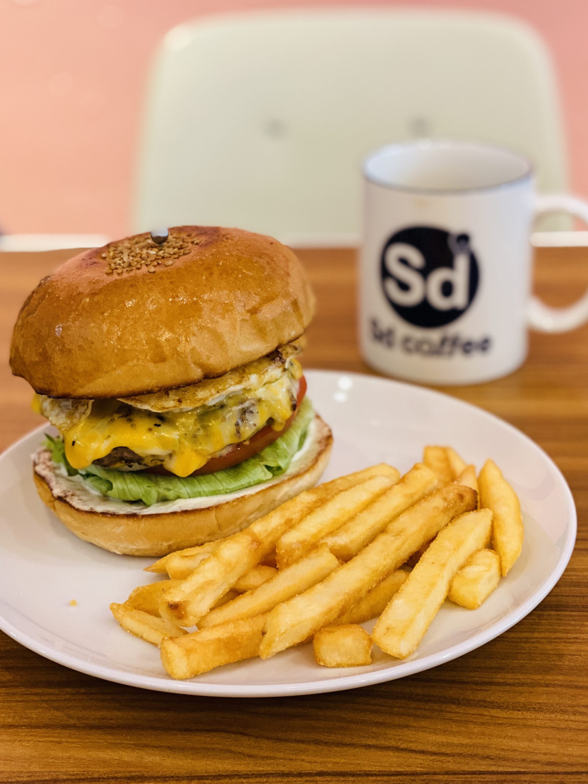 【御徒町】ハンバーガーのクレィン【チーズ】