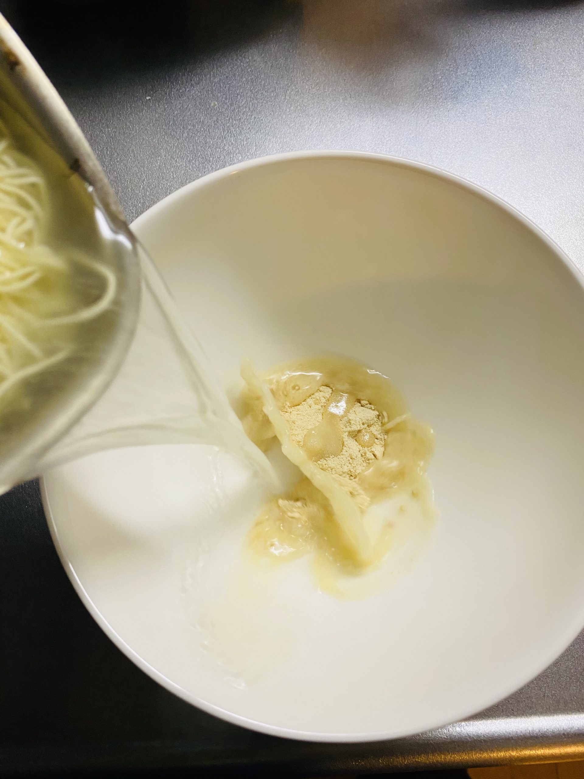 【ダイエット飯】ノンフライ チャルメラ バリカタ麺 豚骨【あすけん】