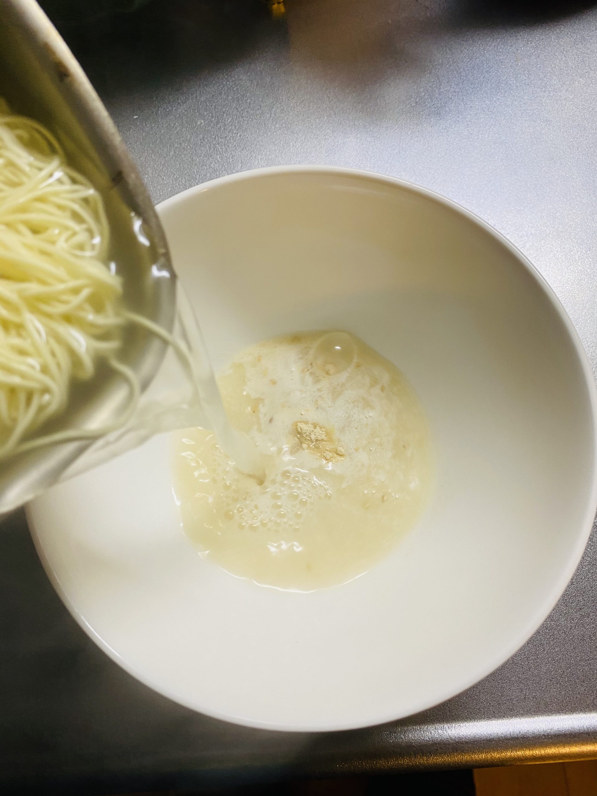 【ダイエット飯】ノンフライ チャルメラ バリカタ麺 豚骨【あすけん】