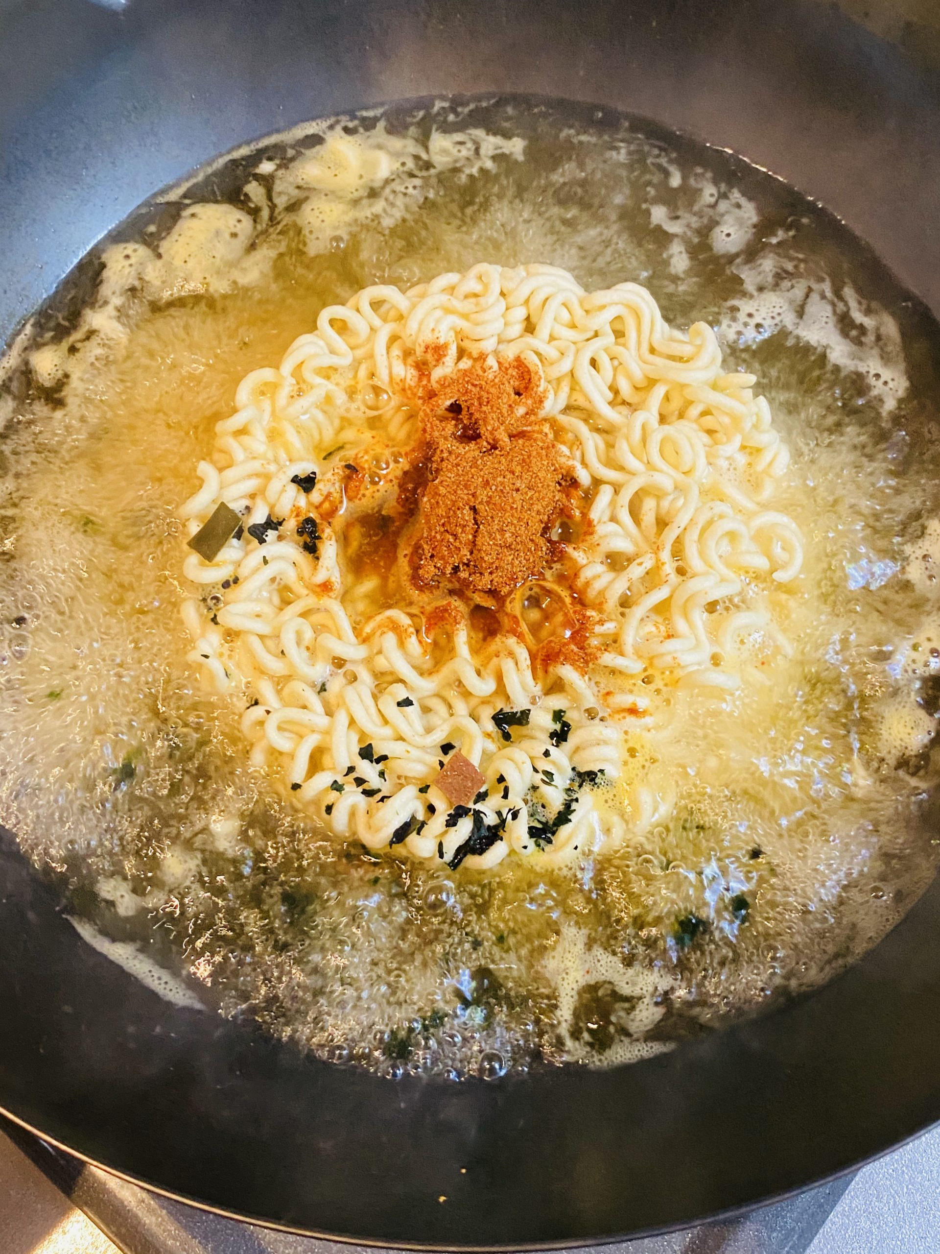 ノグリラーメンの味とカロリー
