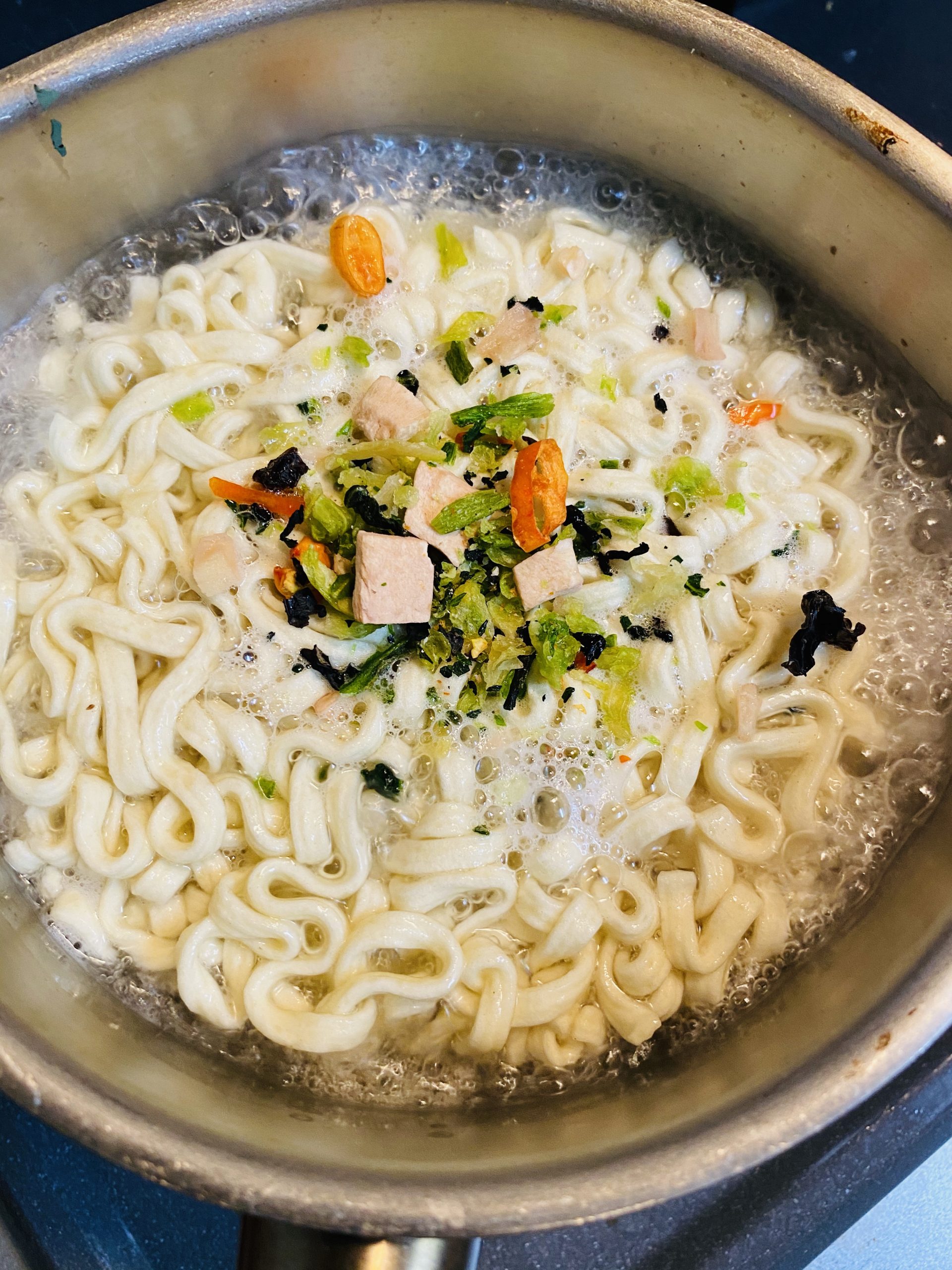 旨辛海鮮ちゃんぽんの作り方とおすすめトッピング