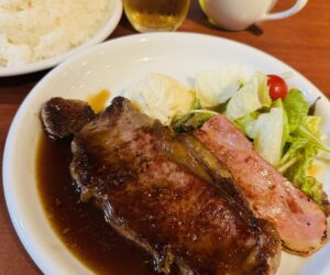 우에노에서 니쿠노 오오야마로 만족스러운 식사｜上野の肉の大山で満足できる食事