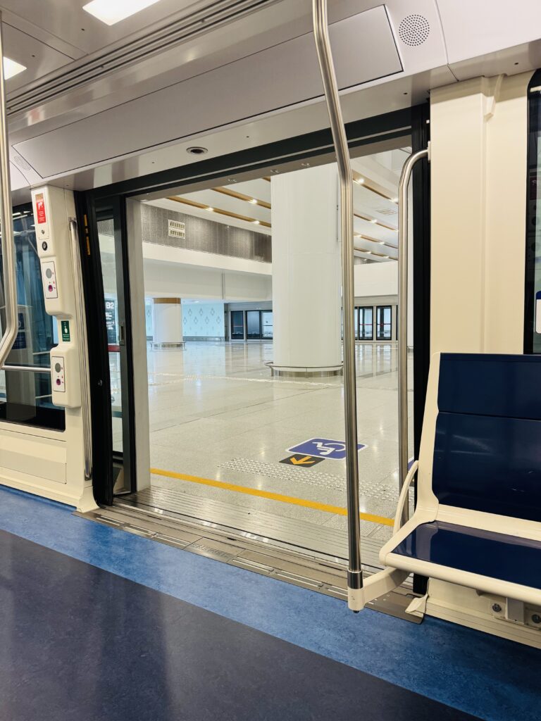【バンコク旅行記2025】 Ep02|なぜかトイレに行かずに着いたバンコク行きの6時間半 【バンコク旅行記2025】 Ep02|なぜかトイレに行かずに着いたバンコク行きの6時間半