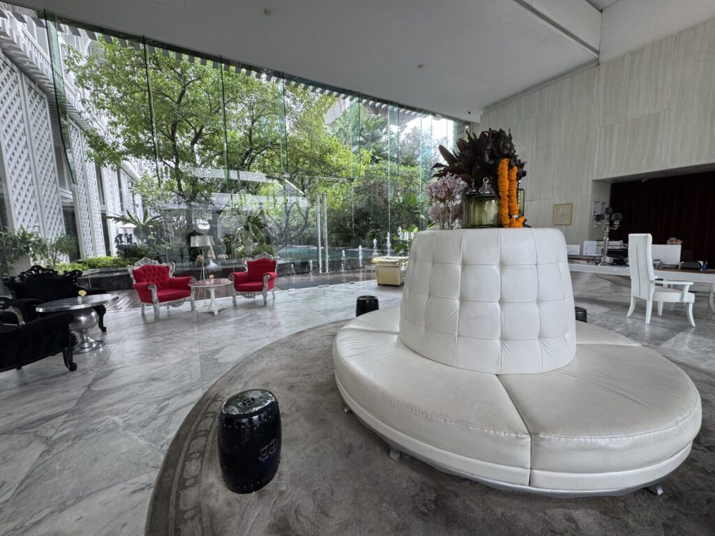 【バンコク旅行記2025】Hua Chang Heritage Hotelにチェックイン。広い客室と剥き出しのバスタブ 【バンコク旅行記2025】Hua Chang Heritage Hotelにチェックイン。広い客室と剥き出しのバスタブ