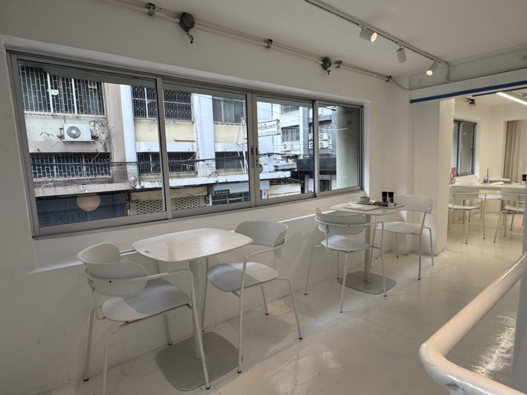 【バンコク旅行記2025】Ep06 二日目の朝食はMono cafe bkkで 【バンコク旅行記2025】Ep06 二日目の朝食はMono cafe bkkで