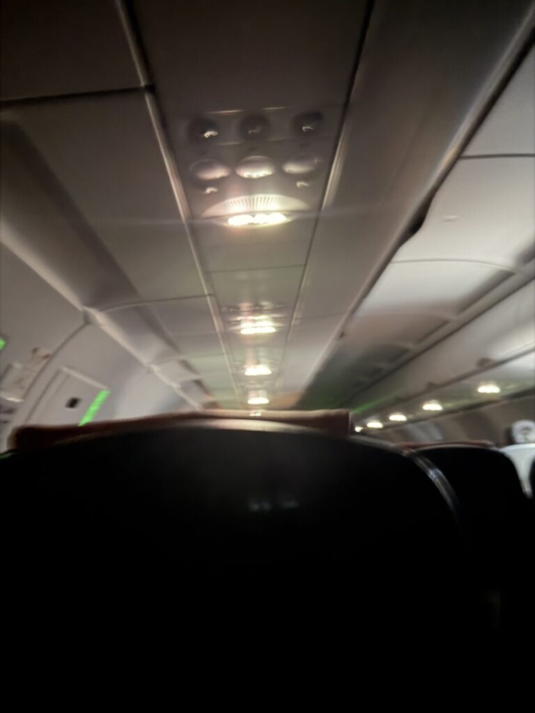 【実録】AirAsia Fly-ThruとCIQの罠：チェンマイ発ドンムアン経由成田便で「23:50発に23:50搭乗」した全記録